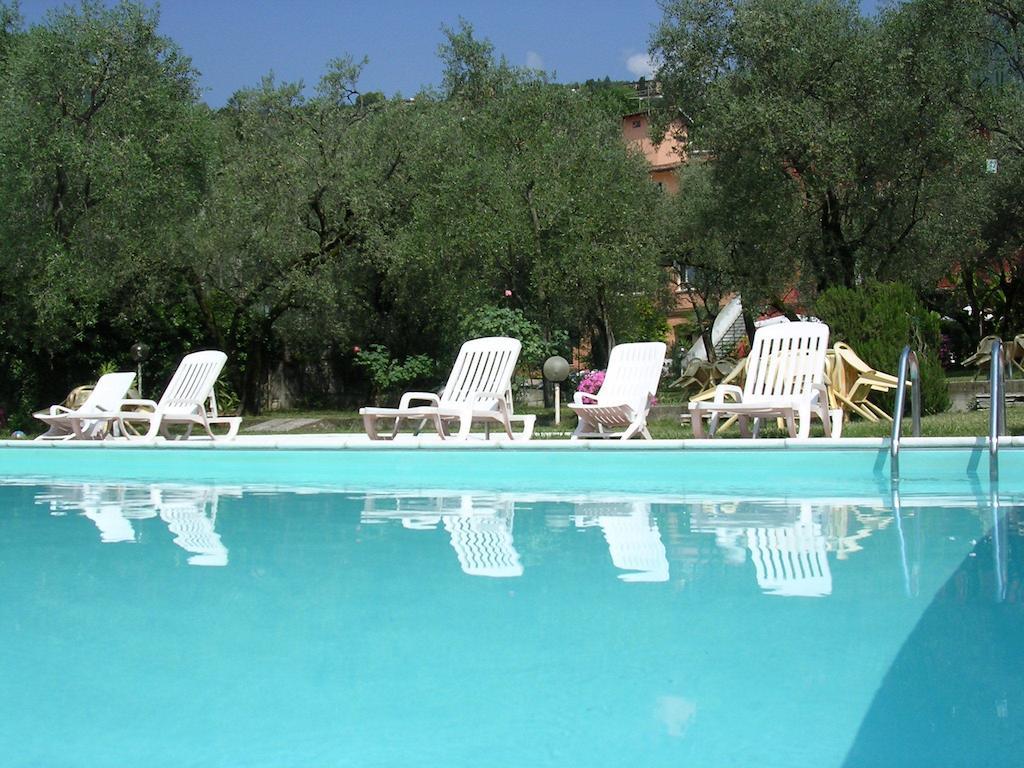 Borgo Antico Apartments ตอสโกลาโน มาแดร์โน ภายนอก รูปภาพ