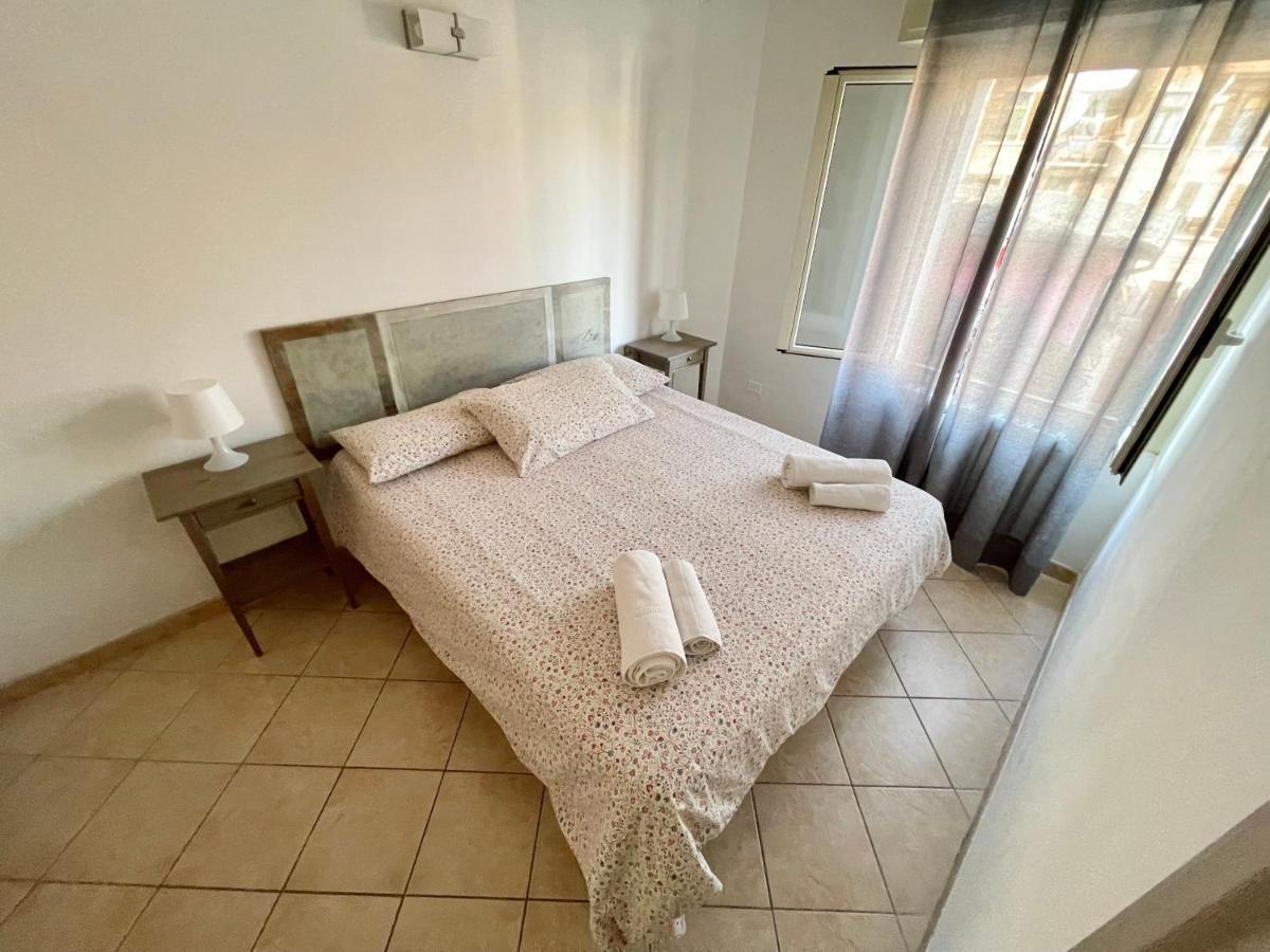 Borgo Antico Apartments ตอสโกลาโน มาแดร์โน ภายนอก รูปภาพ