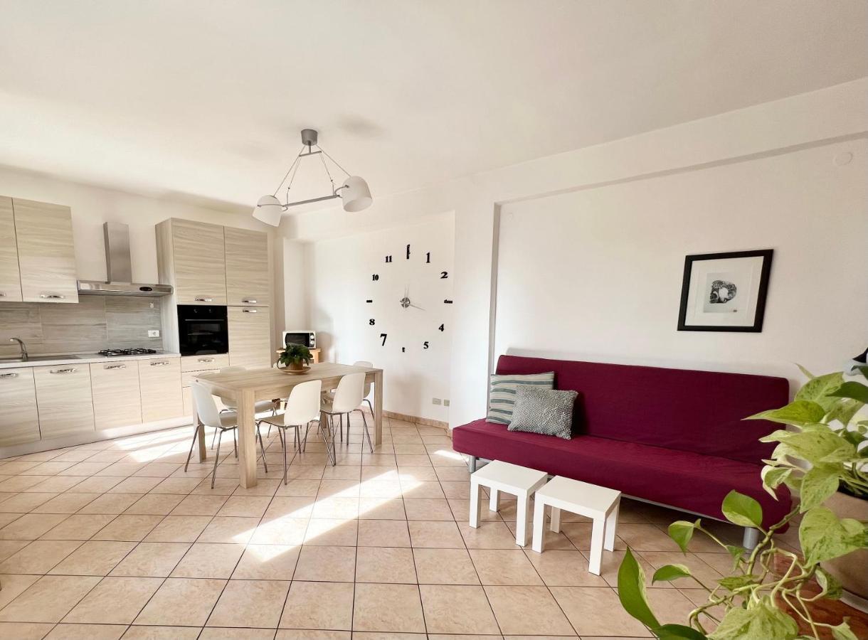 Borgo Antico Apartments ตอสโกลาโน มาแดร์โน ภายนอก รูปภาพ