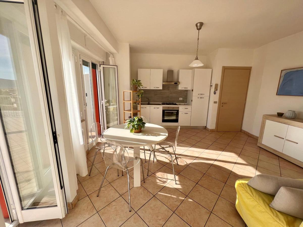 Borgo Antico Apartments ตอสโกลาโน มาแดร์โน ภายนอก รูปภาพ