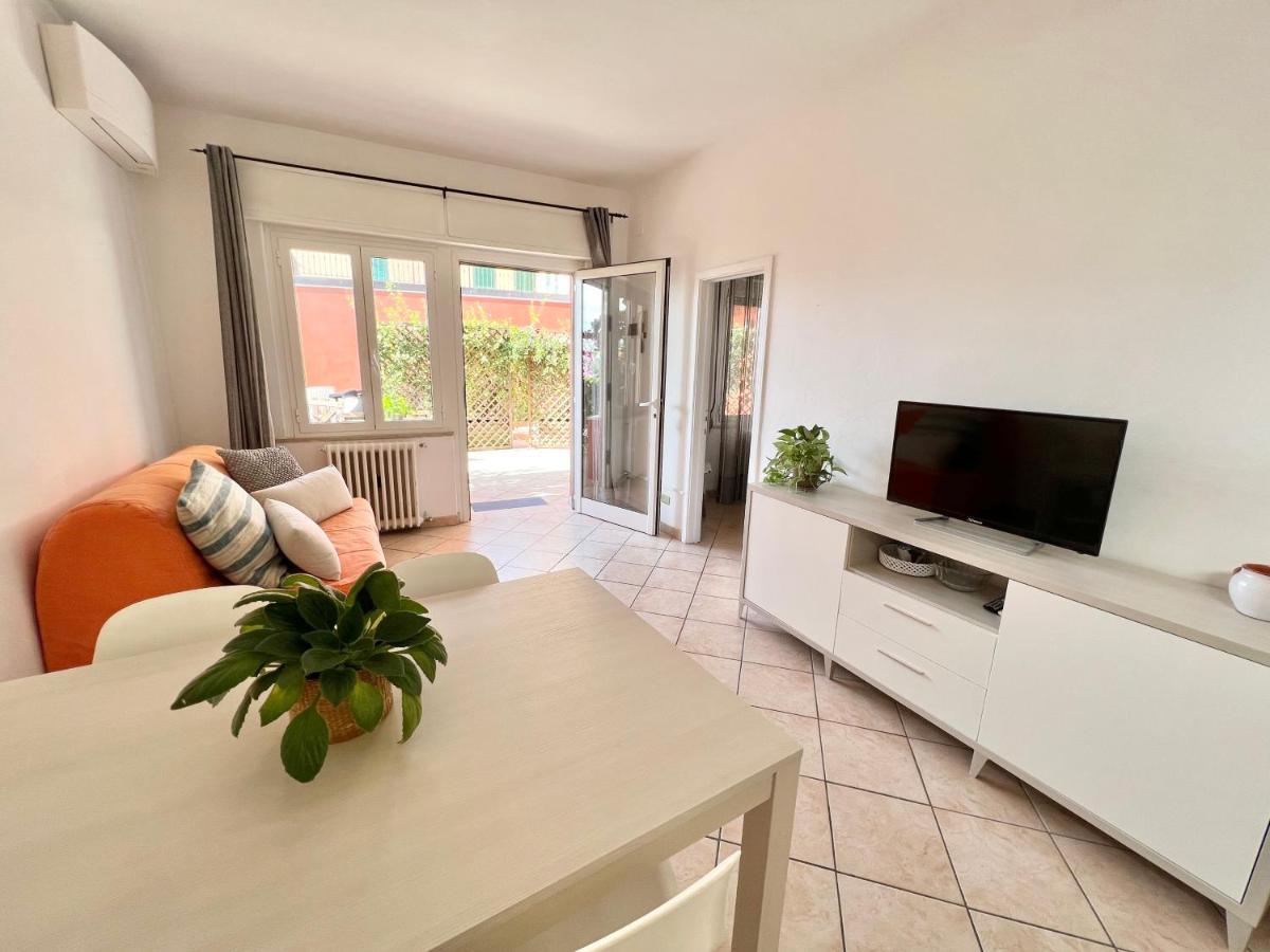 Borgo Antico Apartments ตอสโกลาโน มาแดร์โน ภายนอก รูปภาพ
