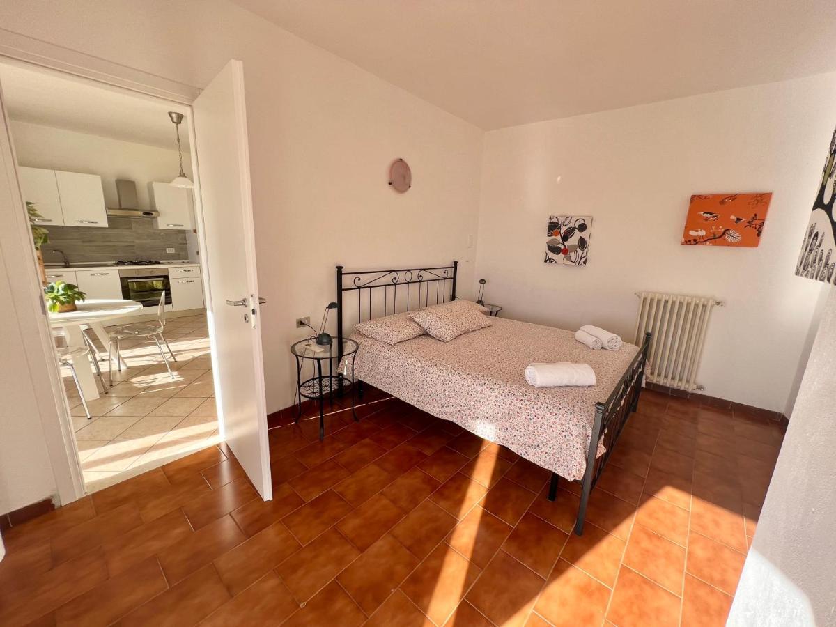 Borgo Antico Apartments ตอสโกลาโน มาแดร์โน ภายนอก รูปภาพ