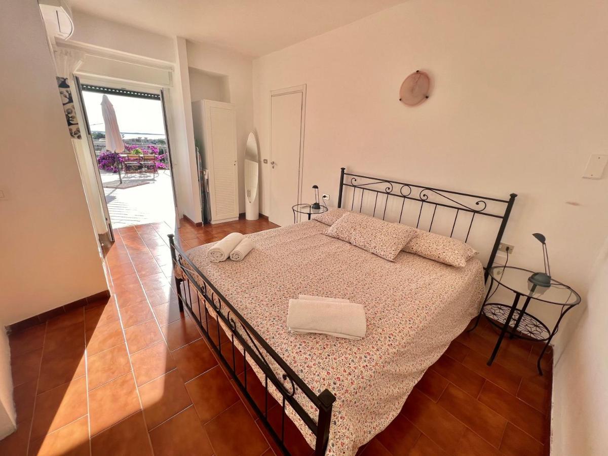 Borgo Antico Apartments ตอสโกลาโน มาแดร์โน ภายนอก รูปภาพ
